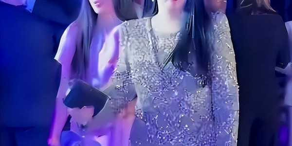银河娱乐城-自作孽不可活！高调炫富的李湘再传“噩耗”，私生活被扒个底朝天