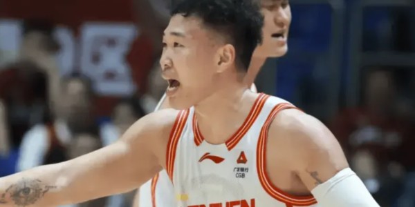 银河娱乐城官方入口-贺希宁走步了吗？CBA裁判专家分析，给出了一个答案